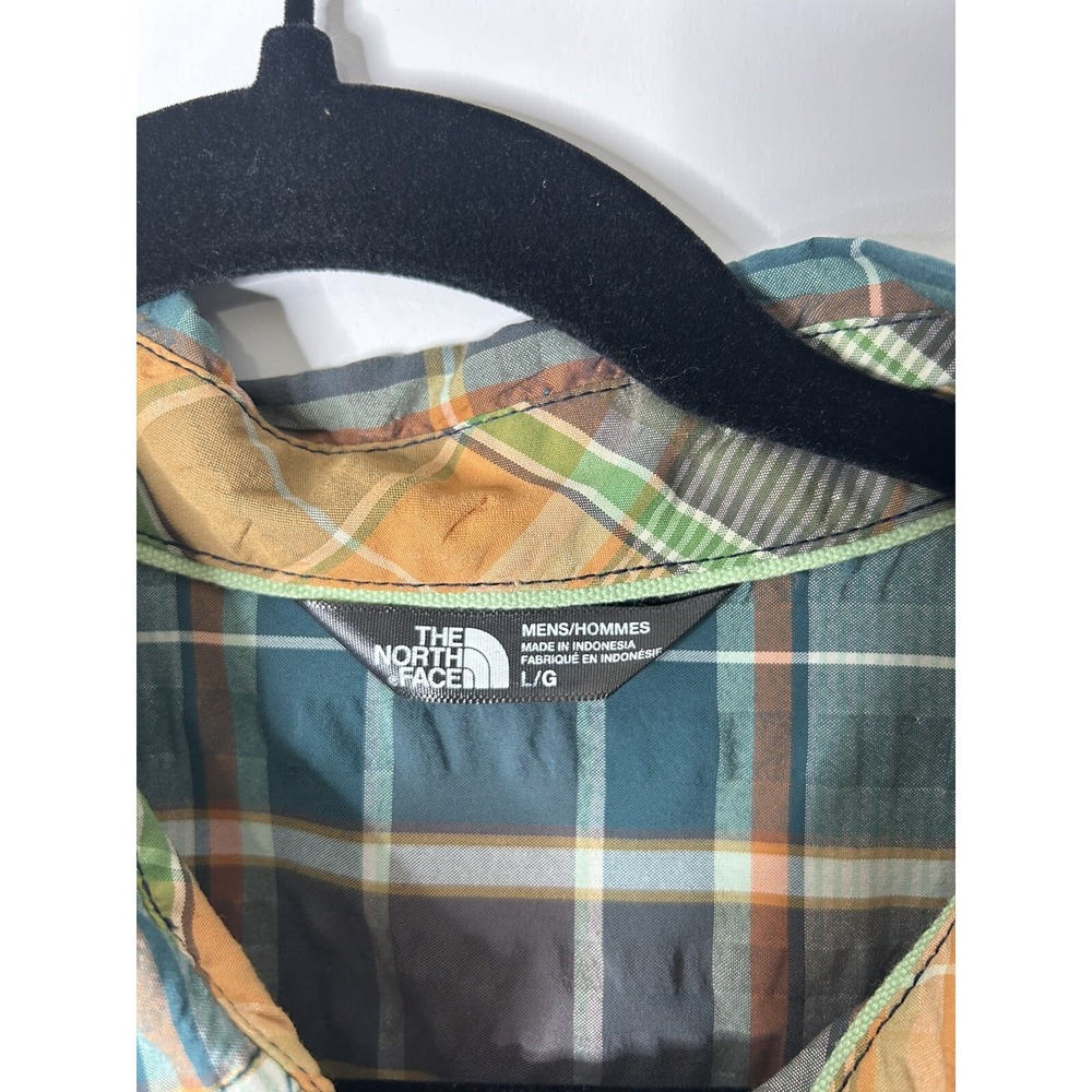The North Face Men Size L Plaid Short Sleeve Button Front Nylon Polyester Shirt - Picture 3 of 8